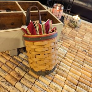 Longaberger Santa's Little Helper Gatehouse basket & reversible liner